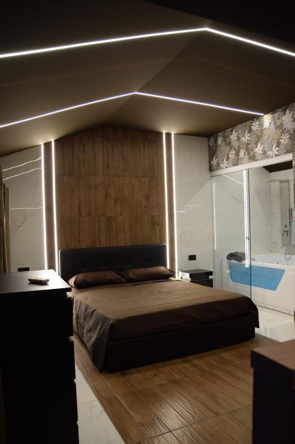 Rebecca House Suites Катания Екстериор снимка