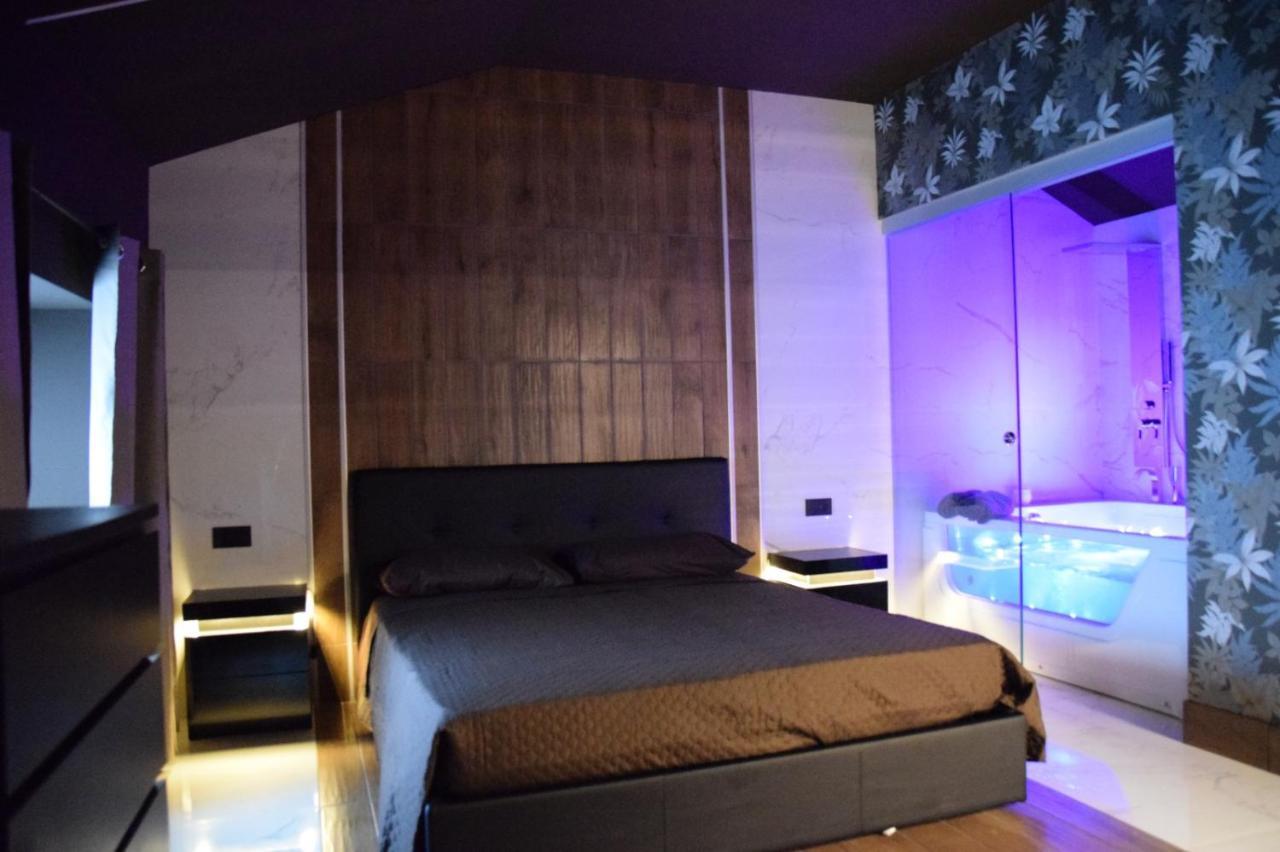 Rebecca House Suites Катания Екстериор снимка