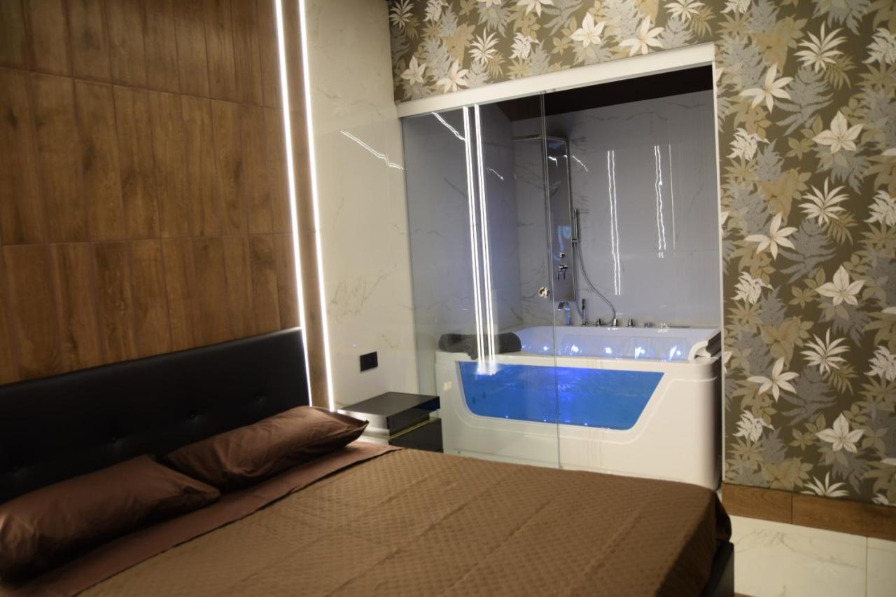 Rebecca House Suites Катания Екстериор снимка