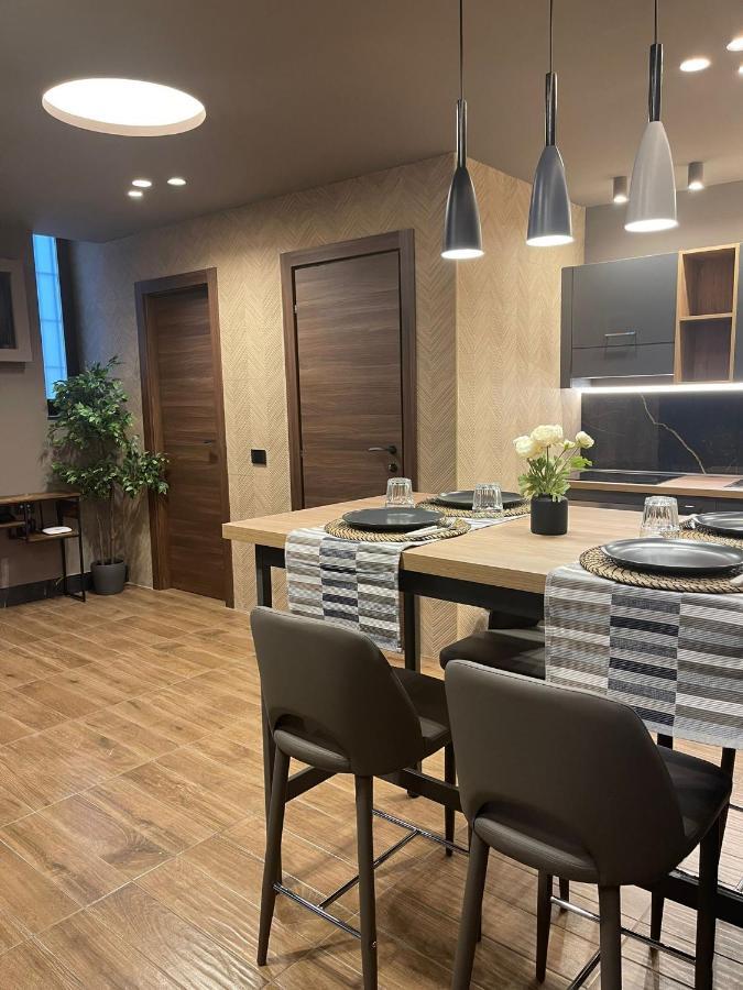 Rebecca House Suites Катания Екстериор снимка